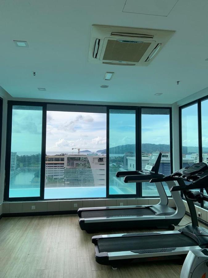 Sky Suite Top Floor With Rooftop Pool & Gym Kota Kinabalu Esterno foto
